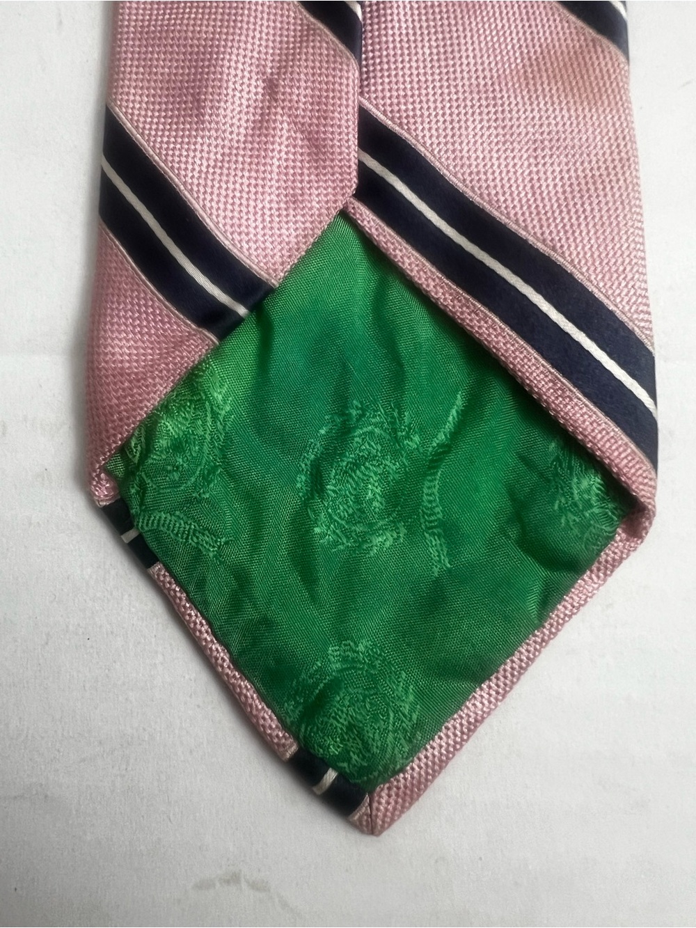Tommy Hilfiger Mens 100% Silk Designer Tie Pink Blue Striped Preppy Necktie Y2K - Picture 7 of 9